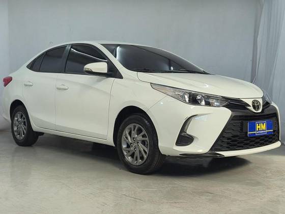 TOYOTA YARIS 1.5 16V FLEX SEDAN XS CONNECT MULTIDRIVE